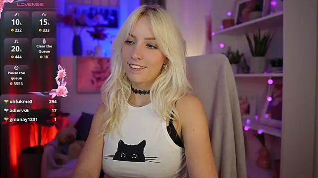 Lucy_Cutie_'s Live XXX Chat