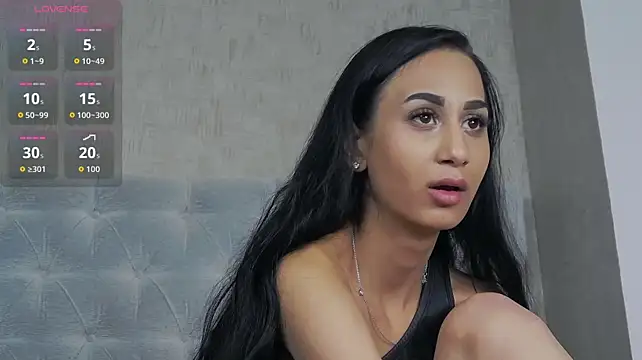 LexxyBloom élő XXX-chatje