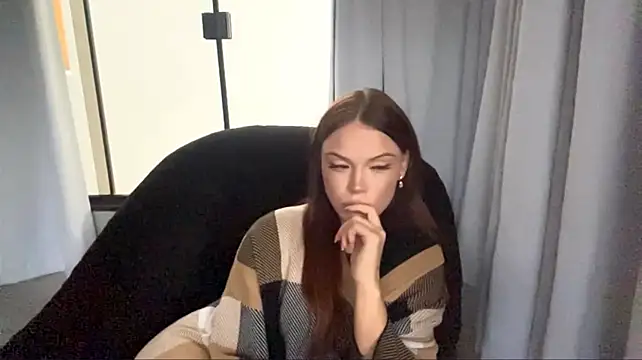 XXX chat uživo modela NancyHirsbrunner