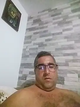 ADRIAN_ADI40 – Live XXX-chat