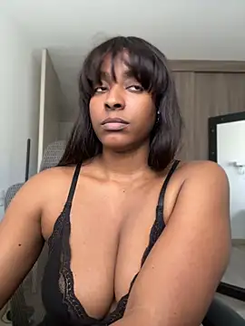 evangeline_ch élő XXX-chatje