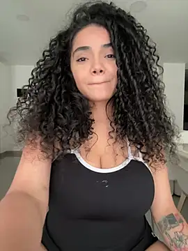 Chat XXX en directo de Curlyierr