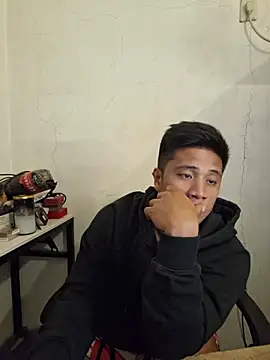 Chat XXX en directo de Felix_Asher