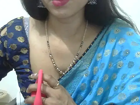 Laila_Cute élő XXX-chatje