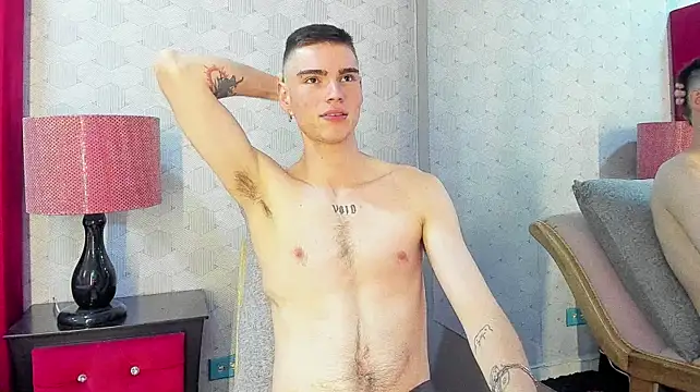 Chatroom XXX en direct de NickWild