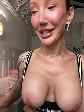 Allana29 Chat XXX in diretta