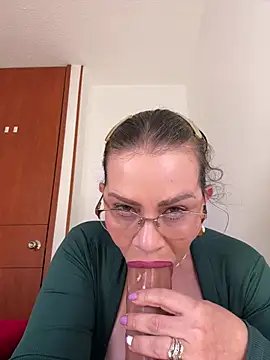 Czat XXX na żywo – Karla_Duarte