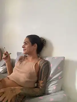 sabrinaneves' Live XXX Chat