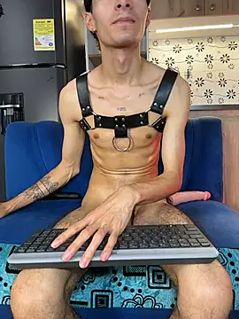 Chat +18 de GeorgieDen ao vivo