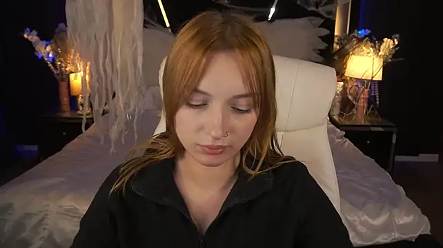 Živý XXX chat LizzaMoonn