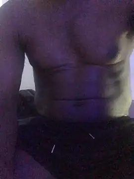 Chat +18 de heavydick22cm ao vivo
