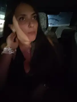 Chatroom XXX en direct de IRINA_DIAMOND