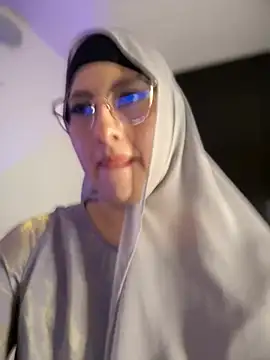 Živý XXX chat Badra_Abaid