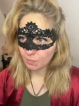-CurvySecret- Live XXX-Chat