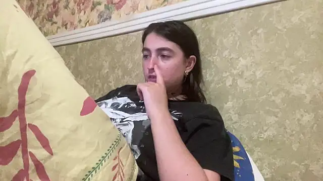 Aphr0ditee XXX чат на живо