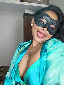 XXX chat uživo modela OpposedLoom