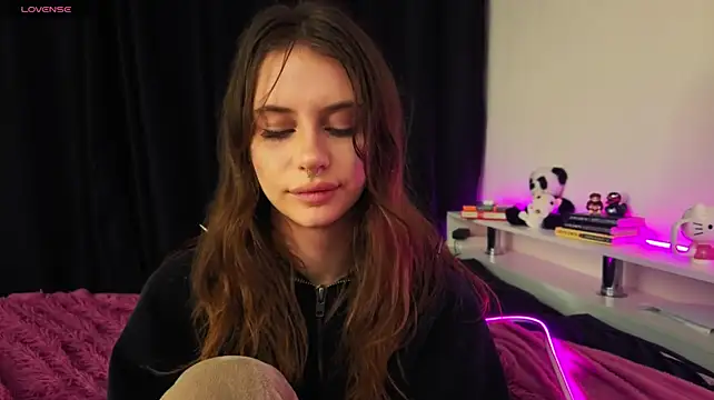 evvaavve Chat XXX live