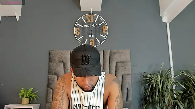 Czat XXX na żywo – Robin_Rief