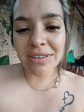 Chat +18 de maricandelalopez ao vivo
