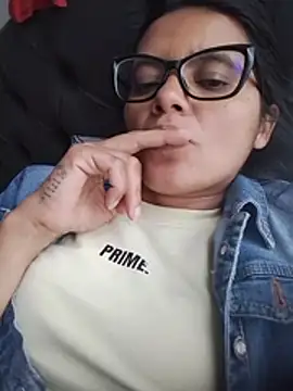 Chat +18 de selena_foxy ao vivo