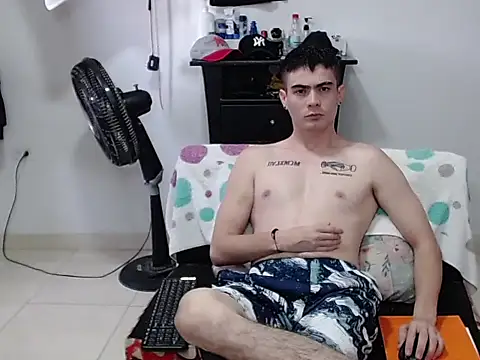 Zac_Efront Live XXX-Chat