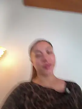 Karen_San_Miguel Adlı Modelin Canlı XXX Sohbeti