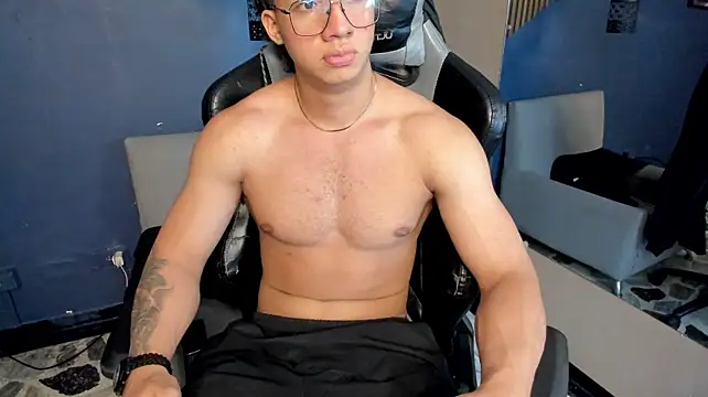 Axxel_MuscleのライブXXXチャット