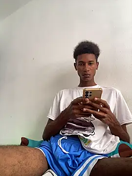 Chat +18 de Badboy_00s ao vivo