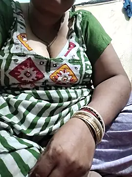 Hot_indian_Milf Chat XXX in diretta