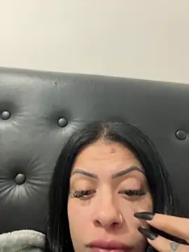 Chat +18 de belababyy ao vivo