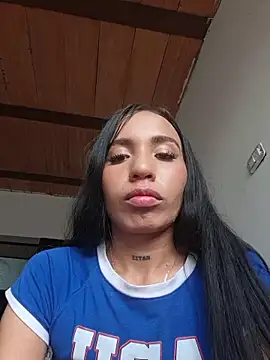 marly_lovee Chat XXX live