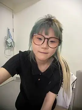 Rocket-Girl 网络视讯表演