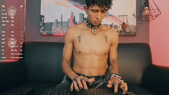 Maximoking26 élő XXX-chatje