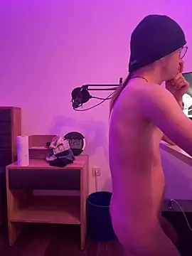 YoungSebi 现场XXX聊天