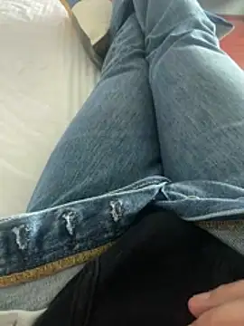 Yorel1109- Live XXX-Chat