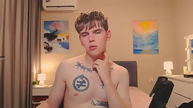 צ'אט XXX בשידור חי של Fredd_Xanders