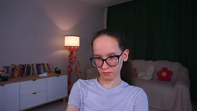 BettyBrowni élő XXX-chatje