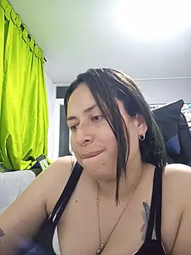 XXX chat uživo modela lunisls95