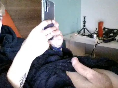Piiitt28 live XXX chat