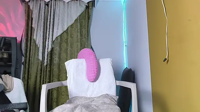 XXX chat uživo modela Rubi424