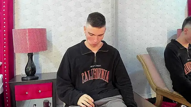 Chat XXX ao vivo de NickWild