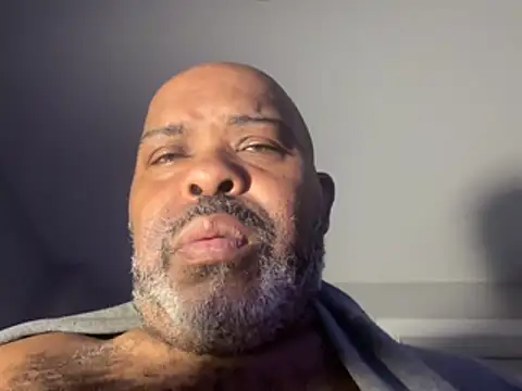 ChiRaqb8 Live XXX-Chat