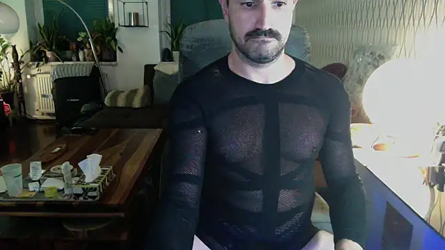 tomz0819 Live XXX-Chat