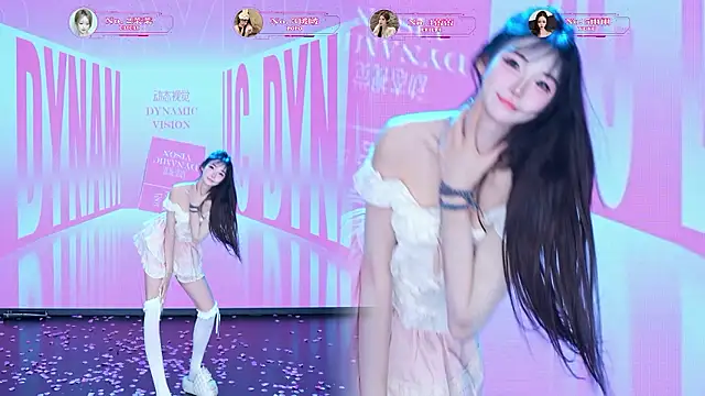 __AOA__ Adlı Modelin Canlı XXX Sohbeti