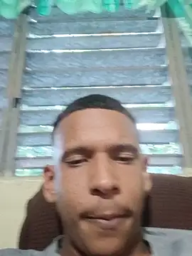 Ron_0101 Chat XXX in diretta