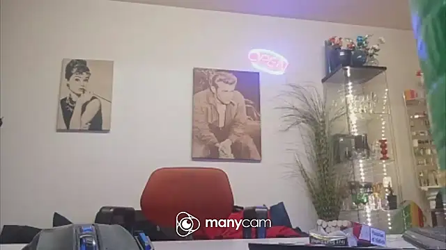 عرض كام der_dino30