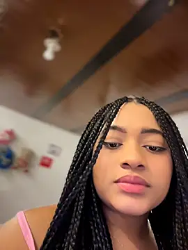 Saraa_M 现场XXX聊天