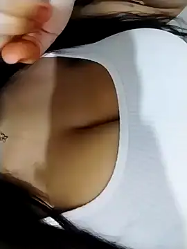 fatineae1 Adlı Modelin Canlı XXX Sohbeti