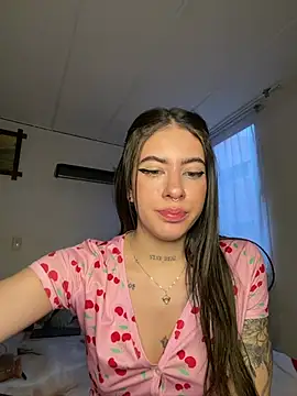 Chat +18 de Alice_Vixen ao vivo