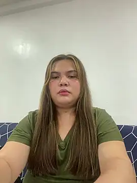 babygirl_morii élő XXX-chatje